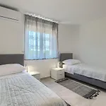 아파트 2217