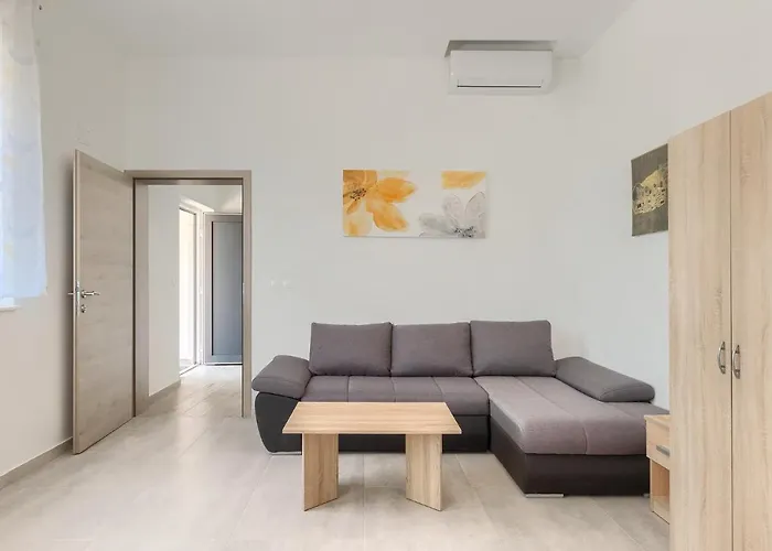 Apartamento 2217 *